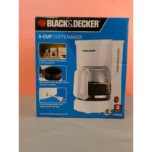 Black & Decker 5 Cup Coffeemaker White DCM600W - Picture 1 of 5